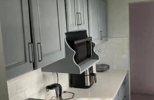 Saint Andrew House | Luxury Home Away from Home in Queensboro