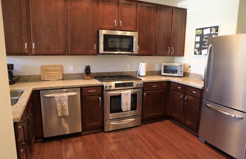 Riverside House | Luxury Home/Downtown Tempe/ASU/Mill Ave/Tempe Lake