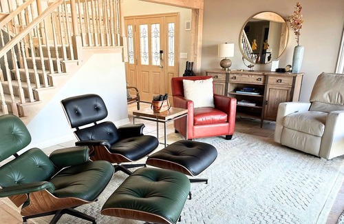 Michiana House | Luxury Home, Giant Deck w Lake Views, Sauna & More!
