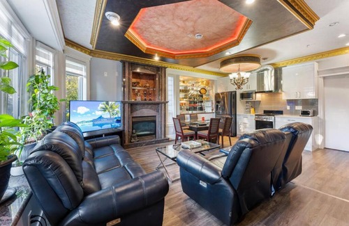 Fraserview House | Luxury Home in Vancouver
