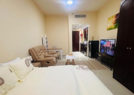 Al Hamra Village Apartment | Luxury Home Lagoon view