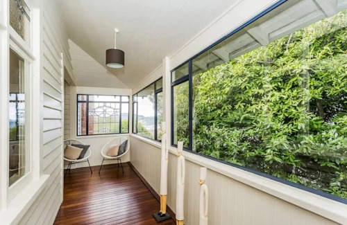 Roslyn House | Luxury Home, Modern Living