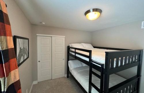 Englewood House | Luxury Home: Monthly Rental House Near Denver
