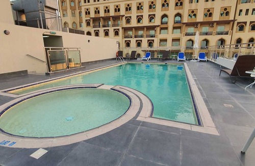 Al Barsha Apartment | Luxury Home near Dubai International Airport in Dubai Silicon oasis