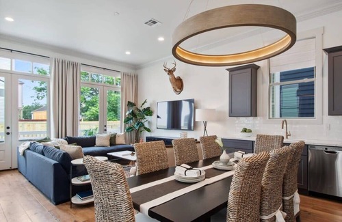 Bywater Apartment | Luxury Home near Frenchmen | Heated Private Pool