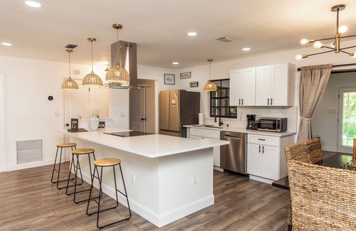 Deltona Lakes House | Luxury Home Near Parks & Beach Great Location