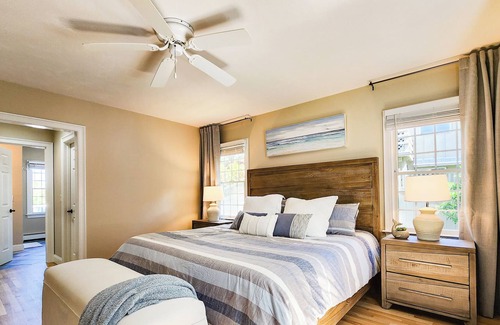 North Falmouth House | Luxury Home Near Old Silver Beach