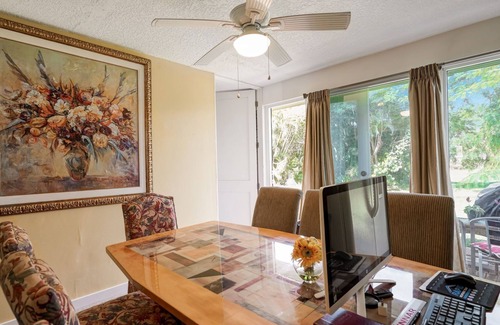 Palm Springs House | Luxury home on 1 acre near Trump golf club in West palm beach Fl, 3 ml to ocean!