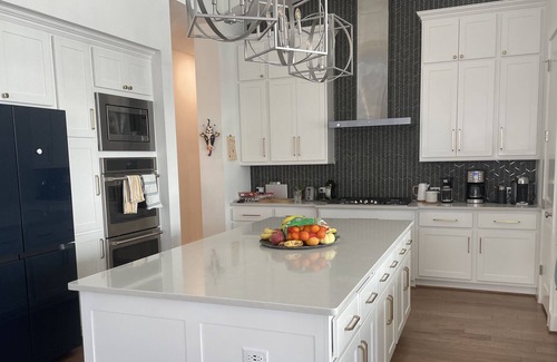 Austin House | Luxury Home on the cusp of Texas Wine Country and Dripping Springs!