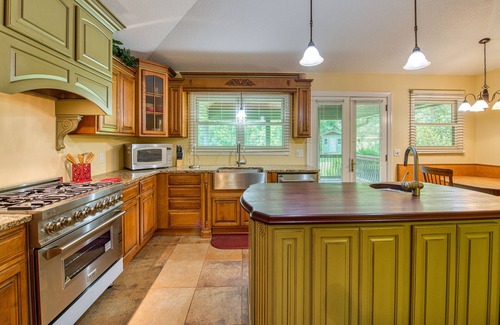 Waynesville House | Luxury Home, Spectacular Views, Waynesville