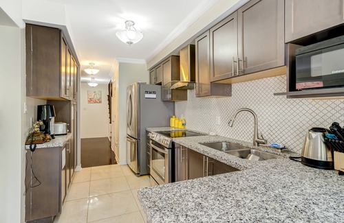 Brampton House | Luxury Home Sweet Home In Vales OF Castlemore, Brampton!
