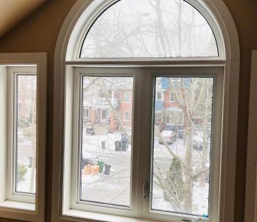 Upper Beaches House | Luxury Home - Upper Toronto Beaches