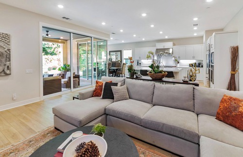 San Juan Capistrano House | Luxury home near gorgeous Dana Point beach & downtown San Juan restaurants