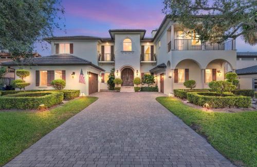 East Fort Lauderdale Villa | Luxury Home Villa D' Amore Southern Florida Paradise sleeps 12 villa