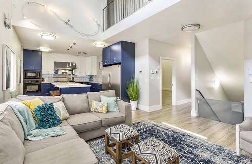 Idaho Falls House | Luxury Home w/5 Bath, Indoor BBall Court, Comfortably 30+ Idaho Falls