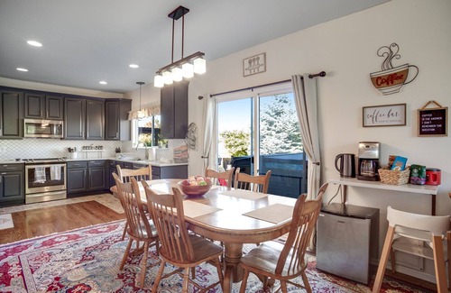 Loveland House | Luxury Home with hot tub. Elderly and Kid Friendly!
