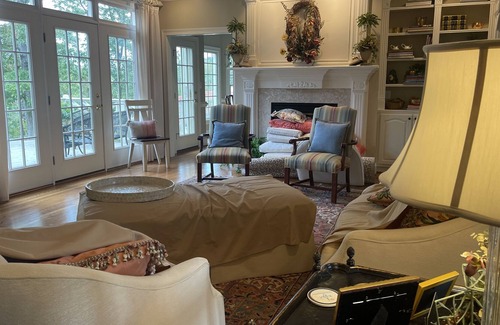 Pinnacle House | Luxury home within eyeshot of the infamous Pilot Mtn.