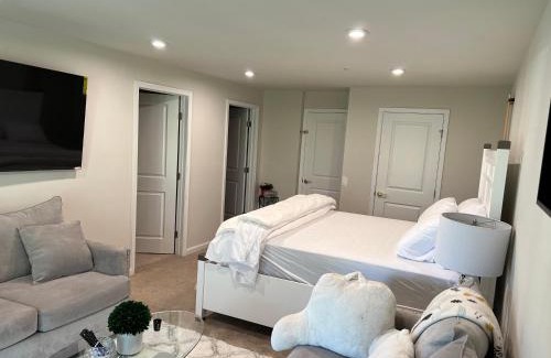 Fort Meade House | Luxury Home1