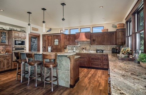 Hope House | Luxury Hope Waterfront Home and Guest House