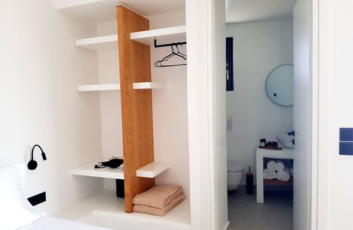 Monolithos Hotel | Luxury hospitality, outstanding view