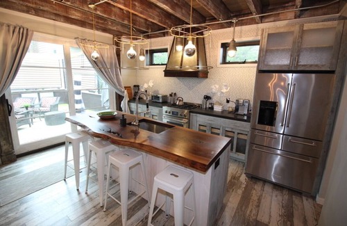 Lambertville Hotel | Luxury Hotel, Roof Deck, Parking & Walk to New Hope!