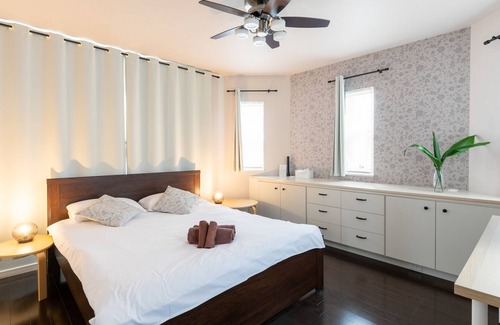 Nerima House | Luxury House, 2 floors, roof top terrace, parking, full kitchen