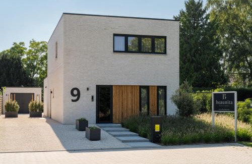 Hamont House | Luxury house "Beaunita" with 4 bedrooms and 4 bathrooms