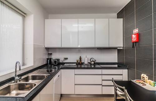 Tabua House | Luxury house, Fully equipped, Private parking, Good access roads.