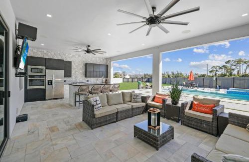 Mariner House | Luxury House in Cape Coral