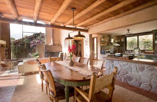 Urquillos House | Luxury house in Sacred Valley. Modern comfort, rustic style, stunning views