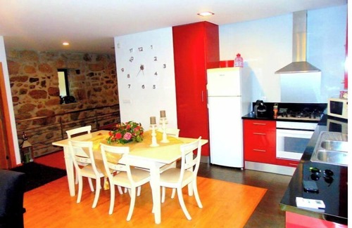 Mafamude House | Luxury house with private pool and panoramic jacuzzi, on the doorstep of Gerês