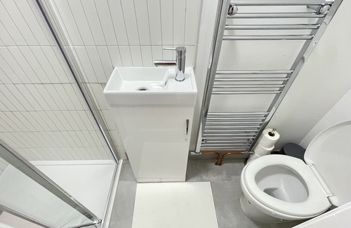 Northumberland Park House | Luxury House with Garden next to The Stadium