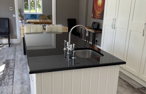 Sharnbrook House | Luxury House with pool and hot tub. Rural private setting