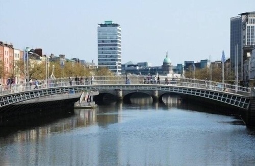 Portmarnock House | Luxury Houses = Malahide, Howth, Dublin + Golf courses