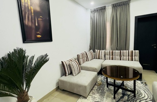 Lagos Apartment | Luxury Ikeja Apartment with 2 Bedrooms