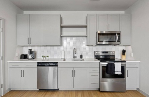 Dupont Apartment | Luxury in East Denver