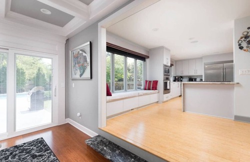 Lenexa House | Luxury in Lenexa w/heated pool