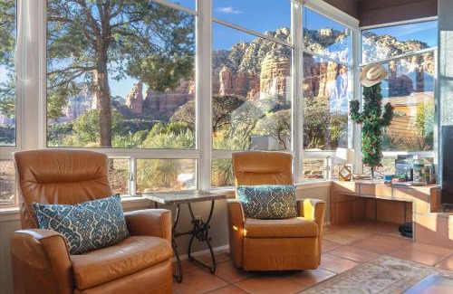 Sedona House | Luxury in Sedona Desert with 360 Views & Sunsets with Family
