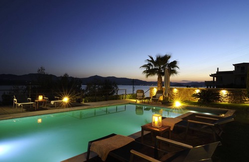 Theologos Villa | Luxury in Theologos,Malesina,pool,view,90min from Athens.For demanding guests!