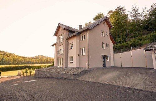 Ellweiler Apartment | Luxury in the National Park - Spacious & Welcoming with Extras