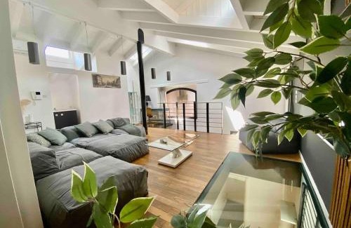 Sant'Eufemia Apartment | Luxury industrial apt vicino al centro con garage