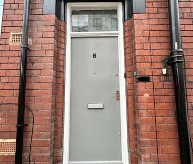 Leeds Apartment | Luxury industrial Studio - Free Parking - Great Location