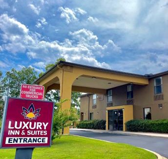 Selma Hotel | Luxury Inn & Suites