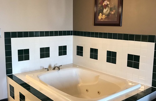 Troy Hotel | Luxury Inn & Suites