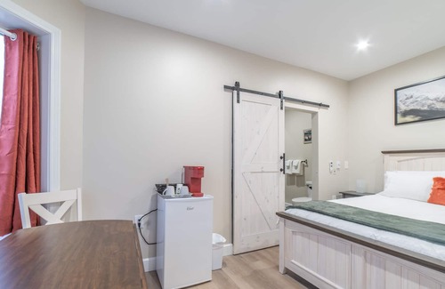 New Glasgow Apartment | Luxury Inn - Unit 3 - Heart of New Glasgow
