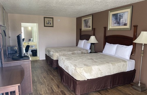 Montgomery Hotel | Luxury Inn