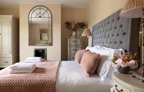 Kenmare House | Luxury Interior Designed 4 Bedroom Villa, Kenmare