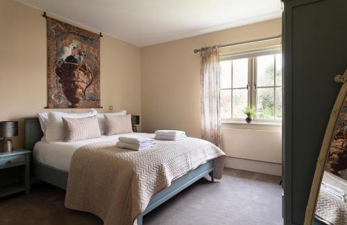 Kenmare House | Luxury Interior Designed 4 Bedroom Villa, Kenmare