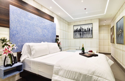 Lalinde Hotel | Luxury Junior suite with jacuzzi and balcony