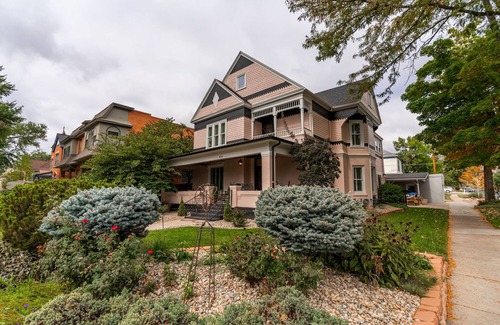 Canon City Apartment | Luxury King Suite in the heart of the Royal Gorge Region